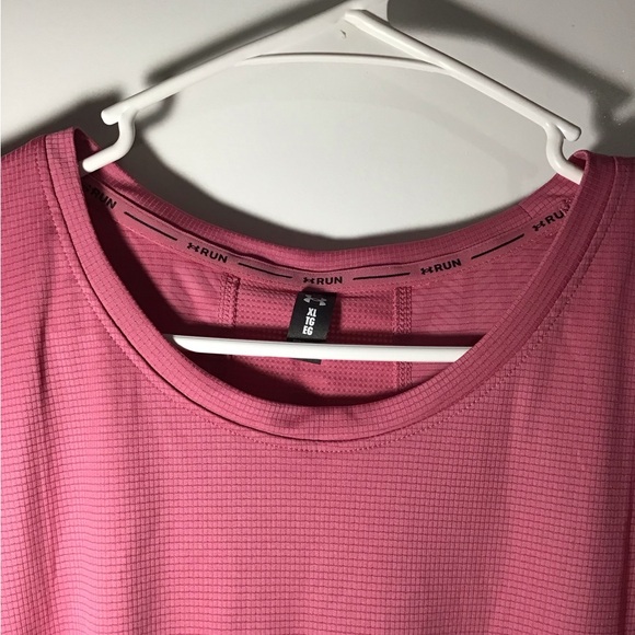 Under Armour Women's Short Sleeve Tee in Rose - Picture 4 of 6